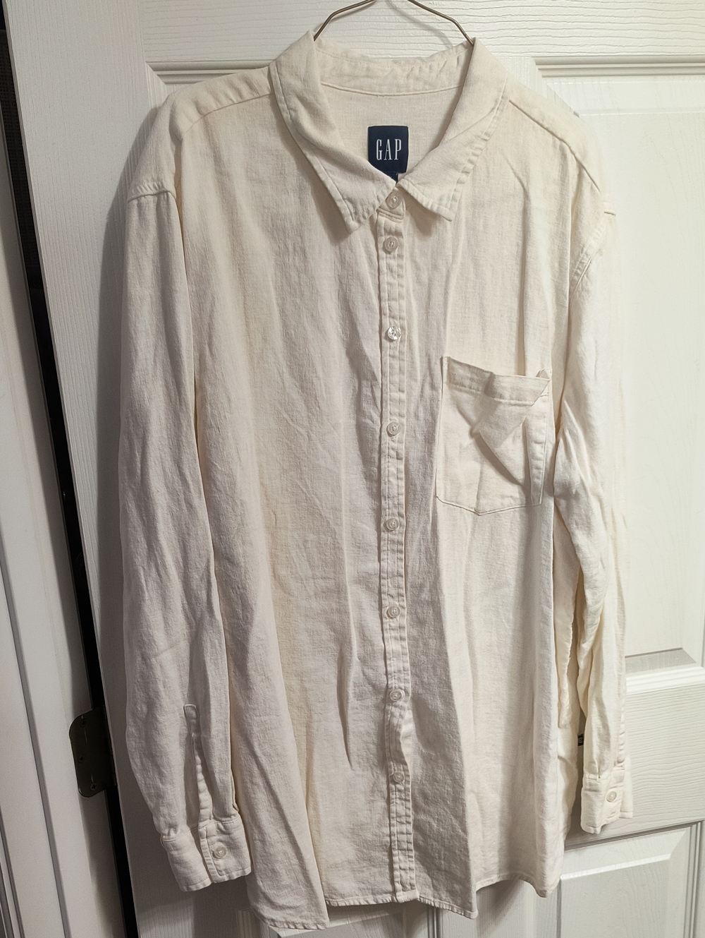 GAP Linen Blend Cream Long-Sleeve Button-Down Shirt